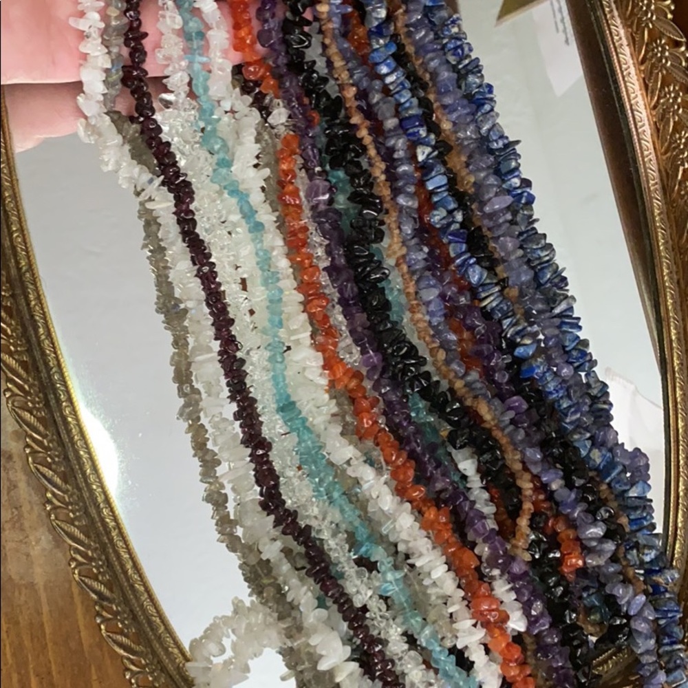 Gemstone and crystal stands